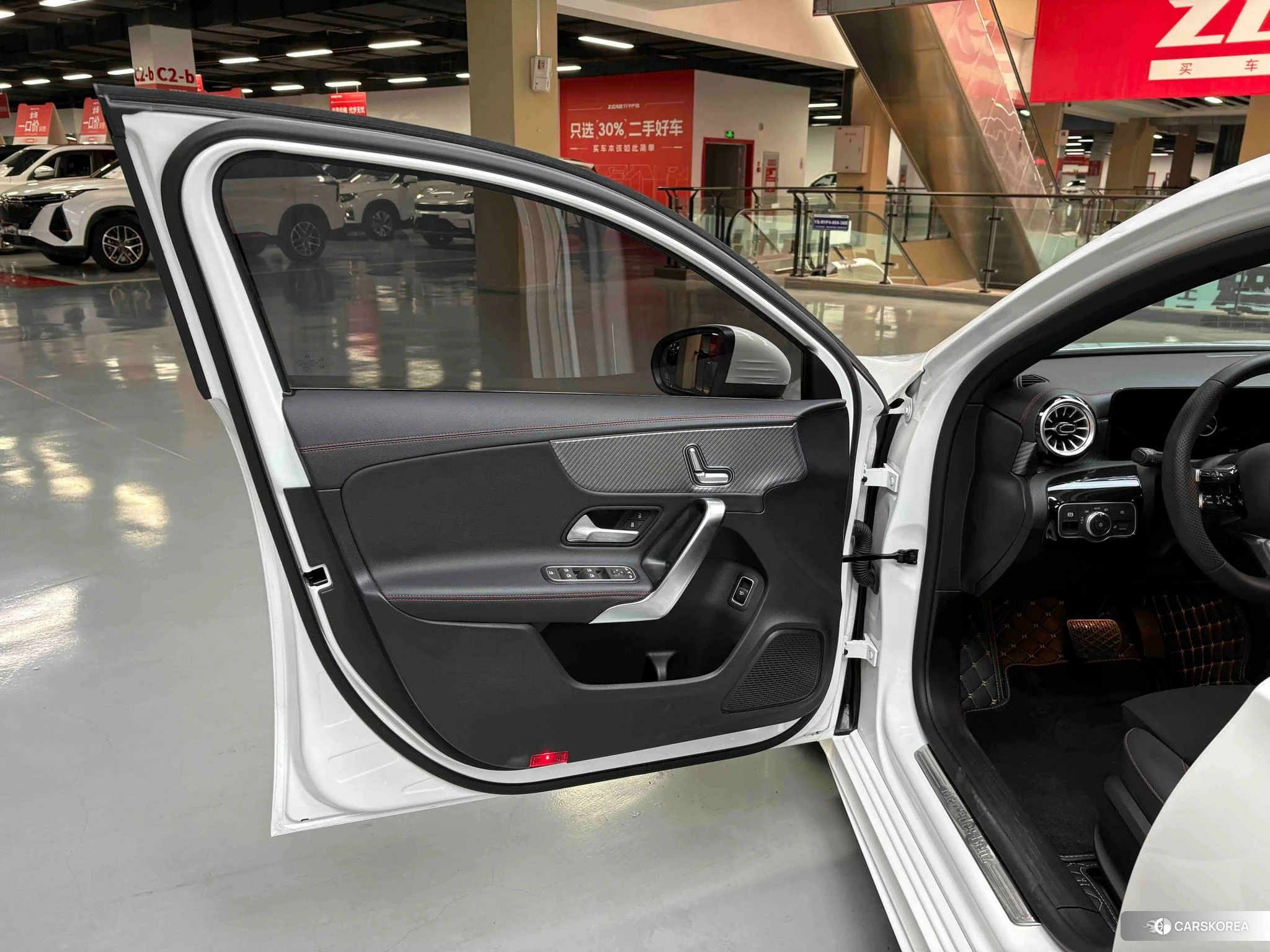 Mercedes-Benz Class A id 4461609 из Китая 21