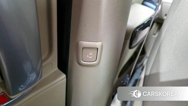 Kia The New Carnival id 4403391 из Кореи 21