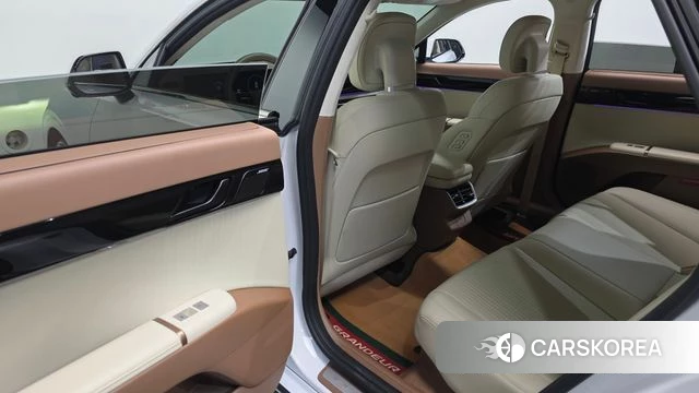 Hyundai Grandeur Hybrid (GN7) id 4230205 из Кореи 21