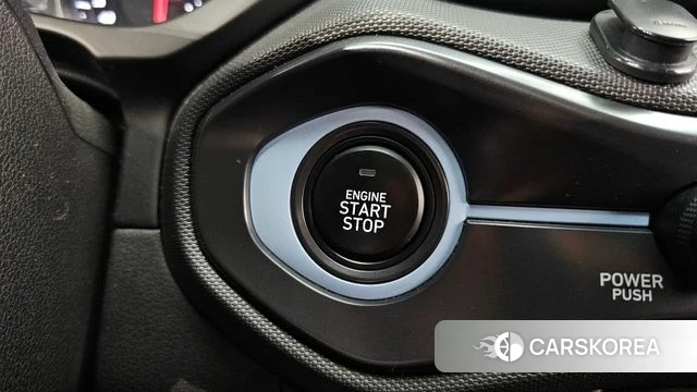 Hyundai Veloster (JS) id 4339645 из Кореи 21