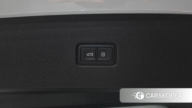 Audi RSQ8 (4M) id 4457325 из Кореи 21