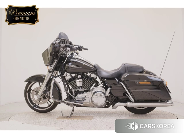 Проданный Harley-Davidson Street Glide FLHXS1690 id 4199772 из Японии, фото 21