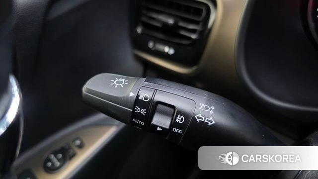 Kia Stonic id 4699015 из Кореи 21