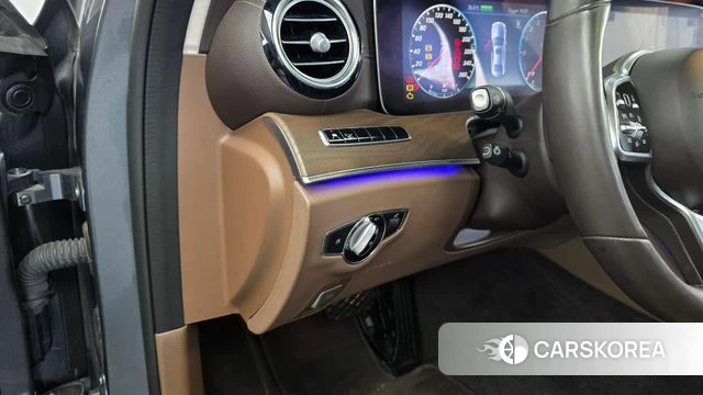 Mercedes-Benz E-Class W213 id 4447007 из Кореи 21
