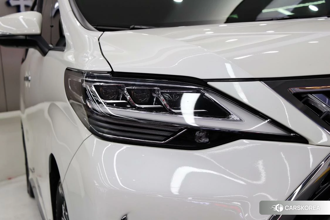 Lexus LM id 4515205 из Китая 21