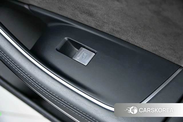 Audi A8 PHEV id 4341660 из Китая 21