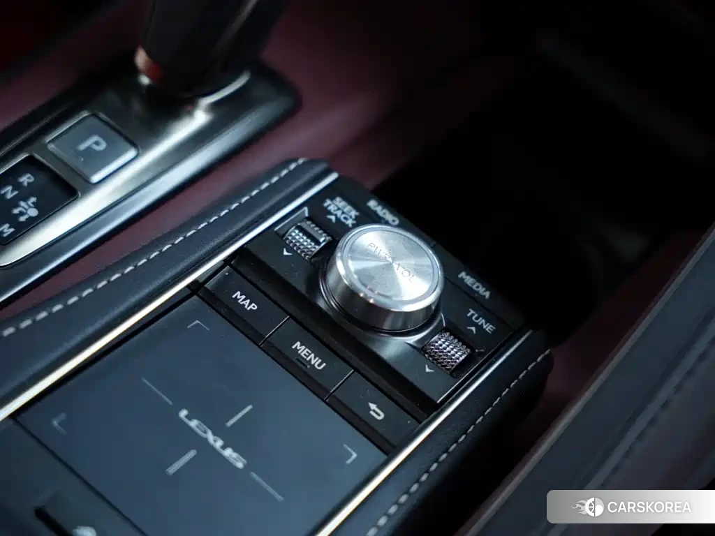 Lexus LC id 4659719 из Китая 22
