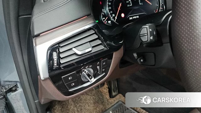 BMW 5 Series (G30) id 4521007 из Кореи 21