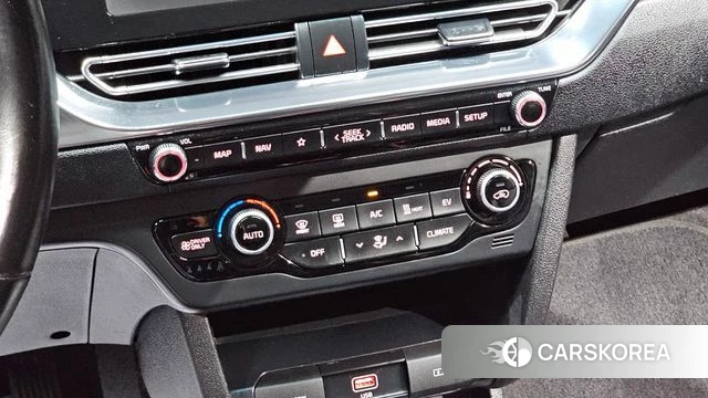 Kia Niro Plus id 4613476 из Кореи 21
