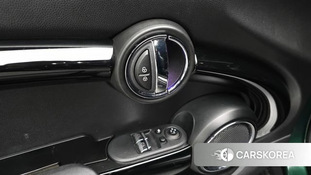 Mini Cooper S id 4781119 из Кореи 21