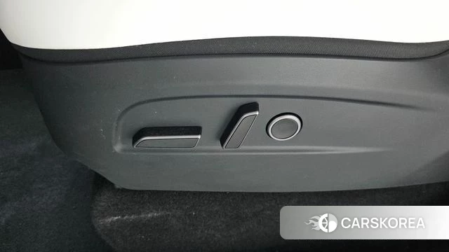 Tesla Model Y id 4853549 из Кореи 21