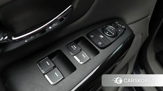Kia The New Carnival id 4610377 из Кореи 21