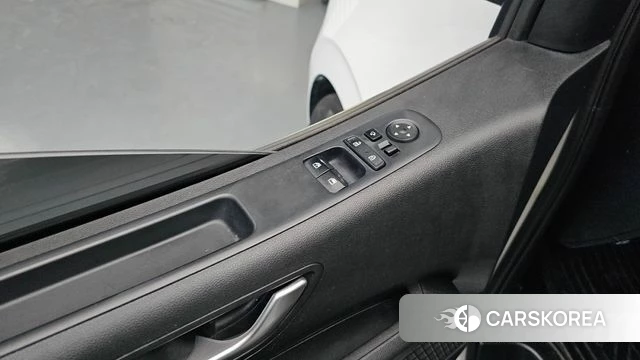 Hyundai Staria id 4362079 из Кореи 21