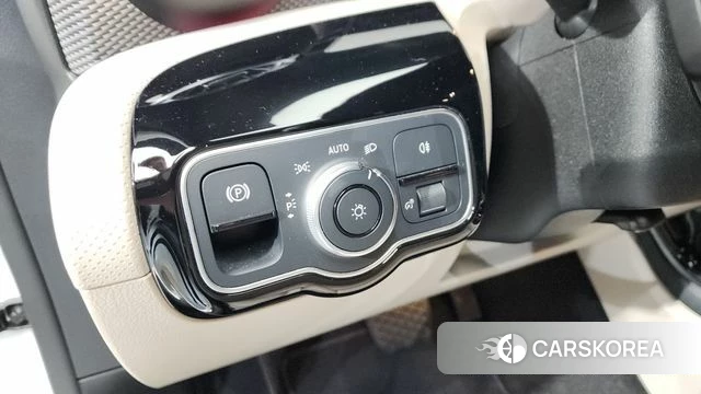 Mercedes-Benz A-Class W177 id 4349892 из Кореи 21