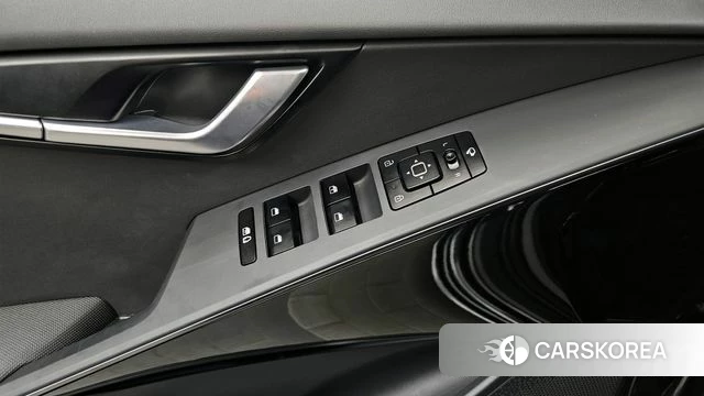 Kia Di Ol Nu Niro id 4322891 из Кореи 21