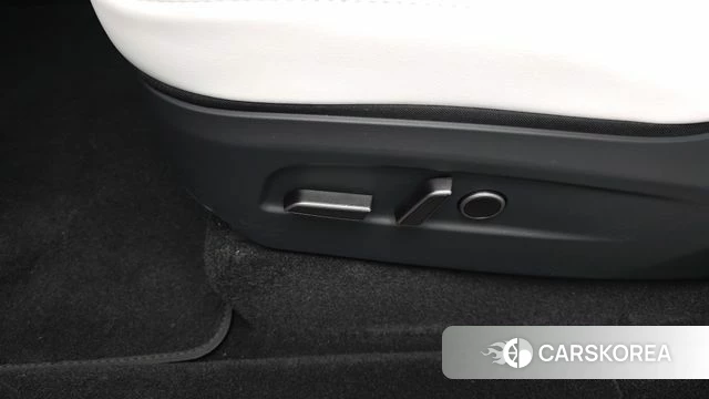 Tesla Model Y id 4200608 из Кореи 21