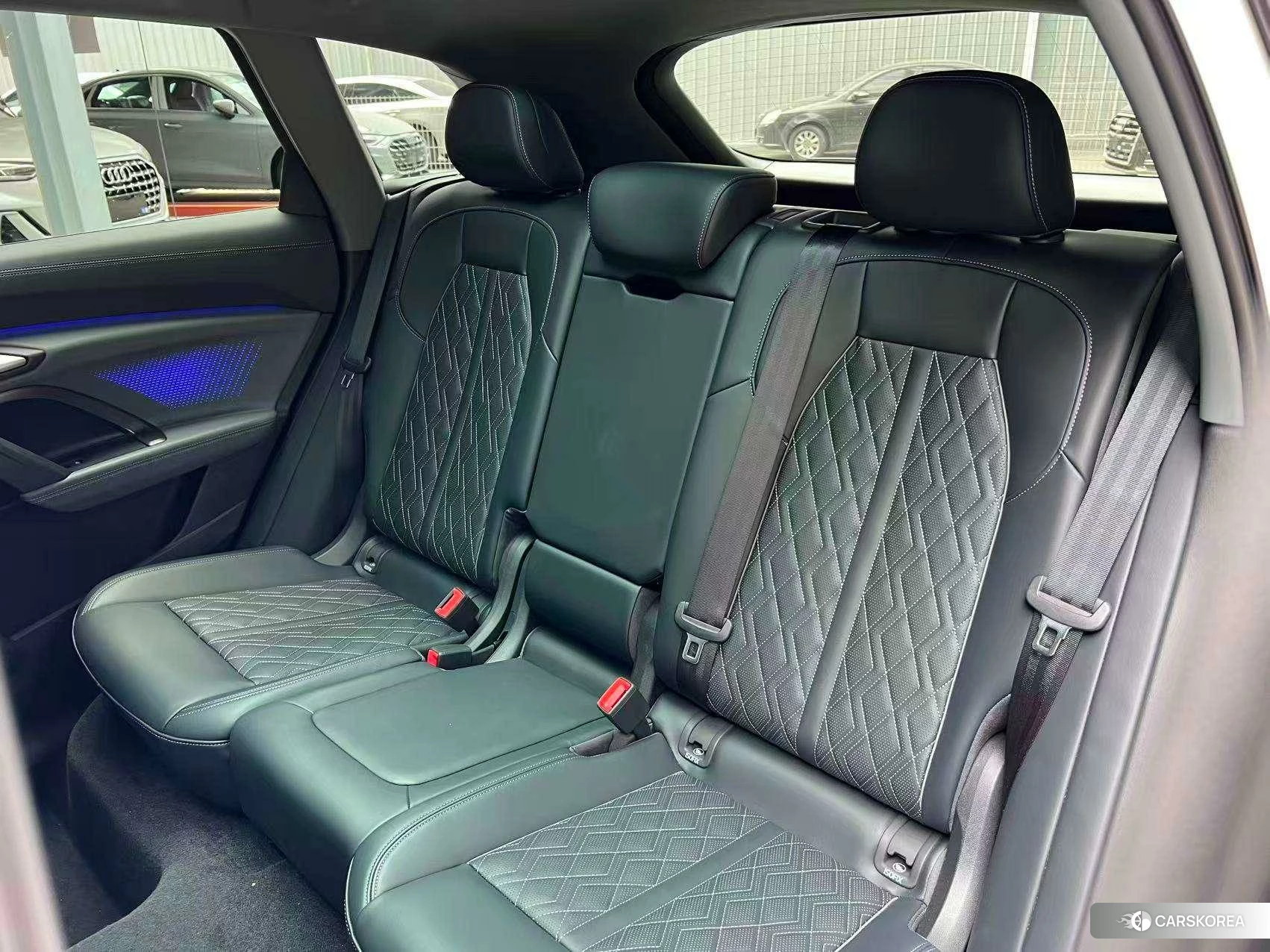 Audi Q5L id 4487443 из Китая 21
