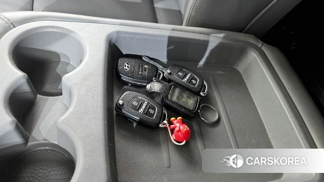 Hyundai The New Grand Starex id 4397650 из Кореи 21