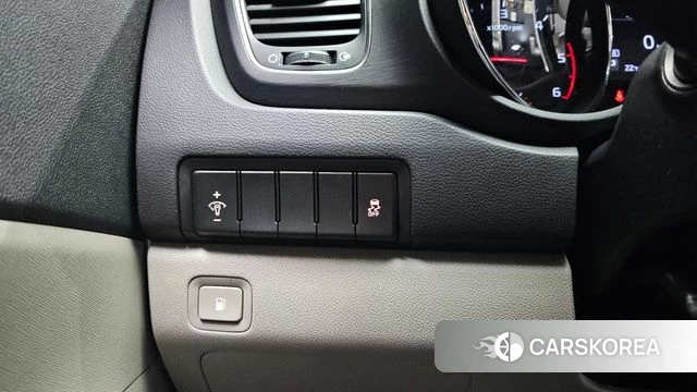 Kia The New Carnival id 4251387 из Кореи 21