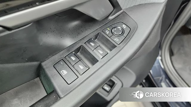 BMW 5 Series (G60) id 4493824 из Кореи 21