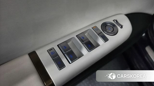 Hyundai Grandeur (GN7) id 4195030 из Кореи 21