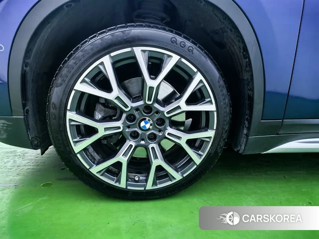 BMW X1 id 4238067 из Китая 21