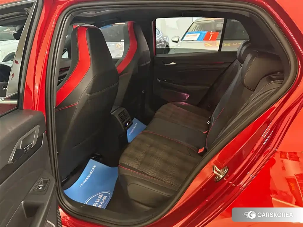 Volkswagen Golf id 4547425 из Китая 22