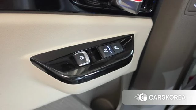 Kia Carnival 4th generation id 4736098 из Кореи 21