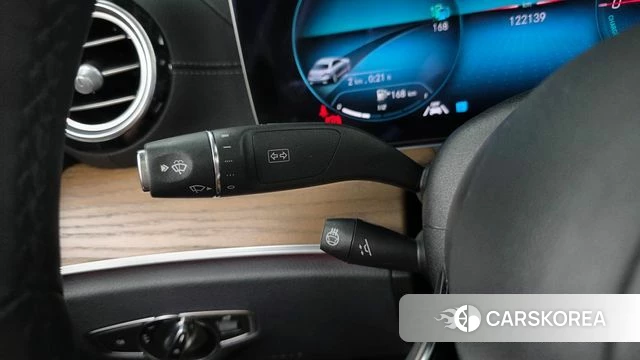Mercedes-Benz E-Class W213 id 4625128 из Кореи 21