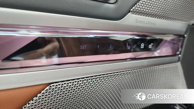 BMW 7 Series (G70) id 4612984 из Кореи 21