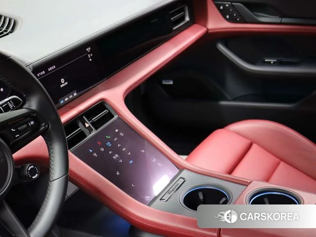 Porsche Taycan id 3969203 из Китая 21