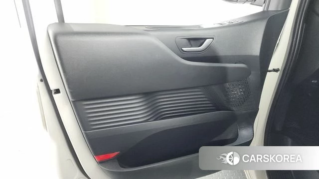 Hyundai Staria id 4230583 из Кореи 21