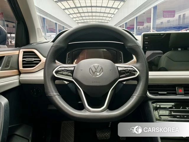 Volkswagen Tuyue id 4259026 из Китая 21