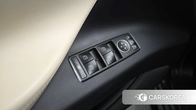 Tesla Model X id 4371685 из Кореи 21