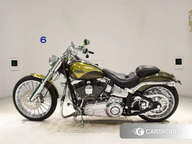 Проданный Harley-Davidson Softail Breakout FXSB CVO id 4199611 из Японии, фото 21