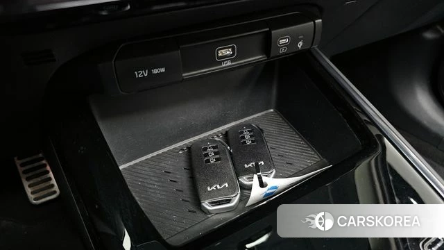 Kia Di Ol Nu Niro id 4231328 из Кореи 21