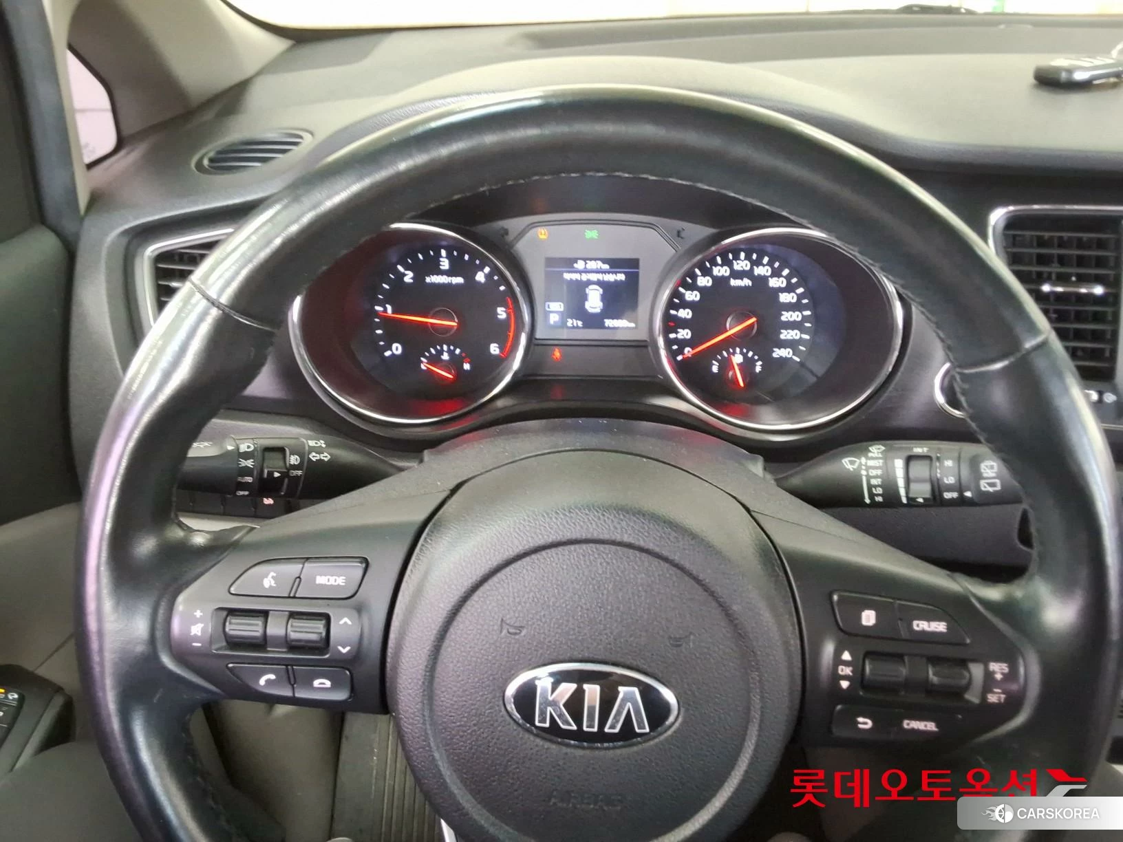 Kia Carnival id 4289556 из Кореи 21