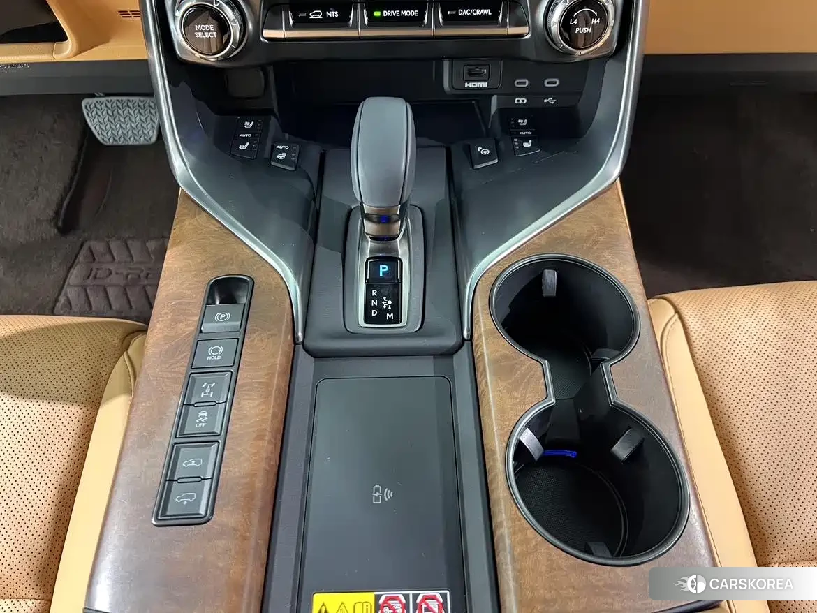 Lexus LX id 4553680 из Китая 21