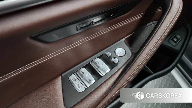 BMW 5 Series (G30) id 4186295 из Кореи 21