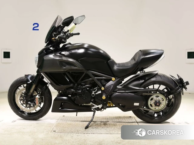 Проданный Ducati DIAVEL DARK id 4199180 из Японии, фото 21