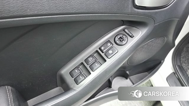Kia The New K3 id 4397946 из Кореи 21
