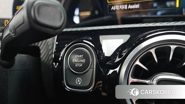 Mercedes-Benz A-Class W177 id 4429679 из Кореи 21