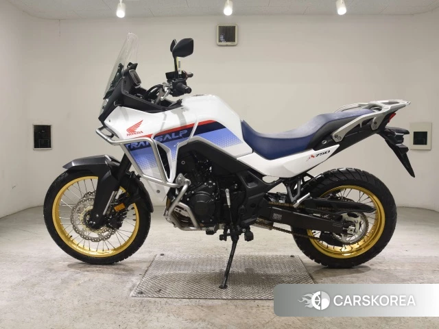 Проданный Honda TRANSALP XL750 id 4007078 из Японии
