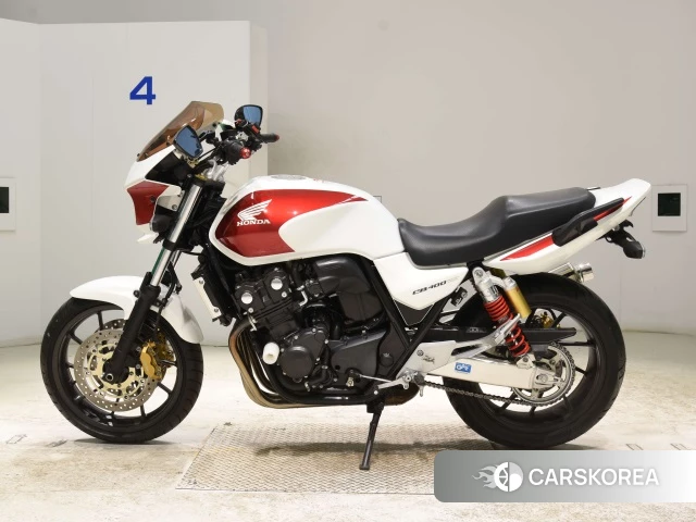Проданный Honda CB400SF 2016 из Японии, фото 2
