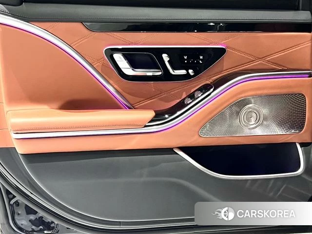 Mercedes-Benz Maybach S-class id 4277779 из Китая 21