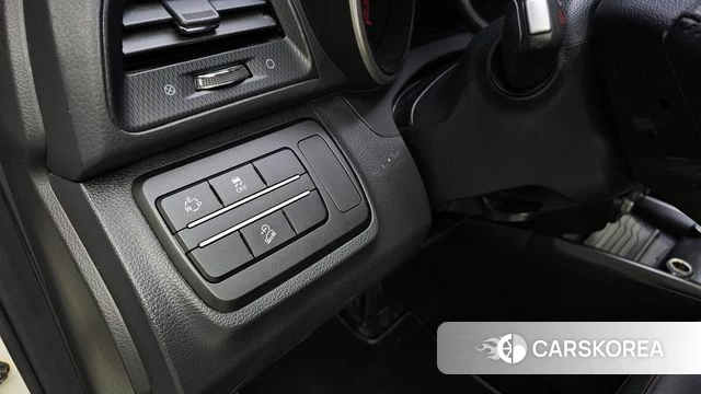 Ssangyong Tivoli Air id 4785619 из Кореи 21