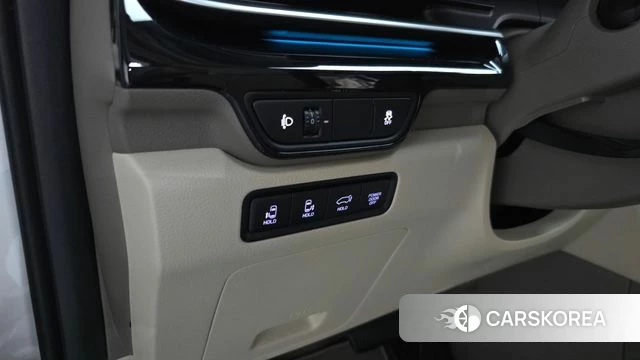 Kia The New Carnival 4th Generation id 4354452 из Кореи 21