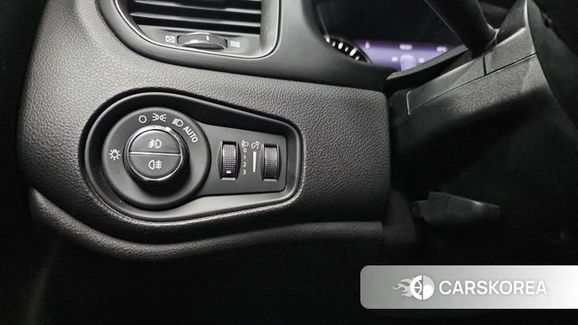 Jeep Renegade id 4536450 из Кореи 21