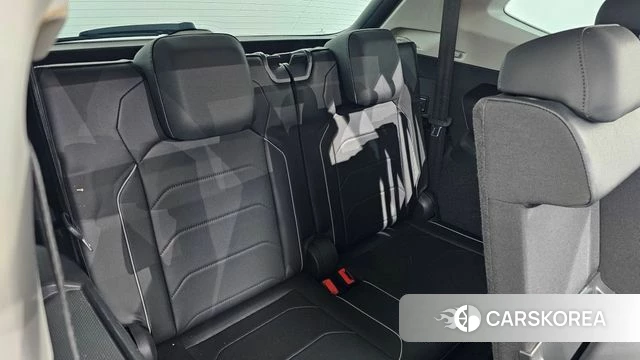 Volkswagen Tiguan Allspace id 4540817 из Кореи 21