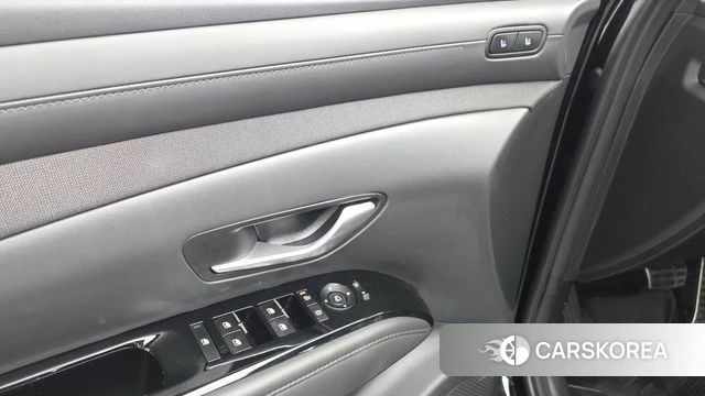 Hyundai The New Tucson (NX4) id 4560304 из Кореи 21